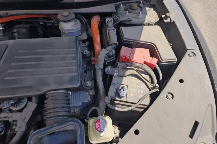 Used Honda Breeze 2020 Rui Hybrid 2.0L Two-Wheel Drive Rui Prestige Edition Engine Bay Left
