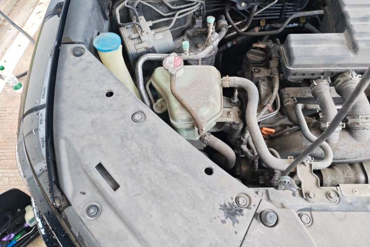 Used Honda Breeze 2020 240TURBO CVT Two-Wheel Drive Prestige Edition Engine Bay Right