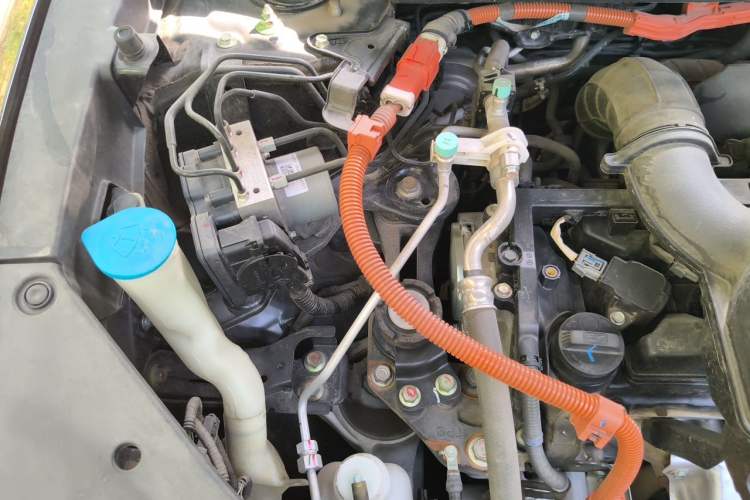 Used Honda Breeze 2020 Rui Hybrid 2.0L Two-Wheel Drive Rui Luxury Edition Engine Bay Right