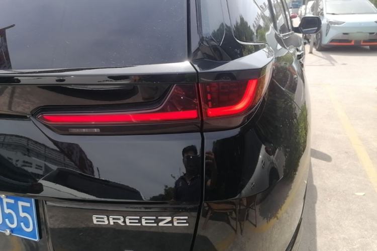Used Honda Breeze 2020 240TURBO CVT Two-Wheel Drive Prestige Edition Exterior 3