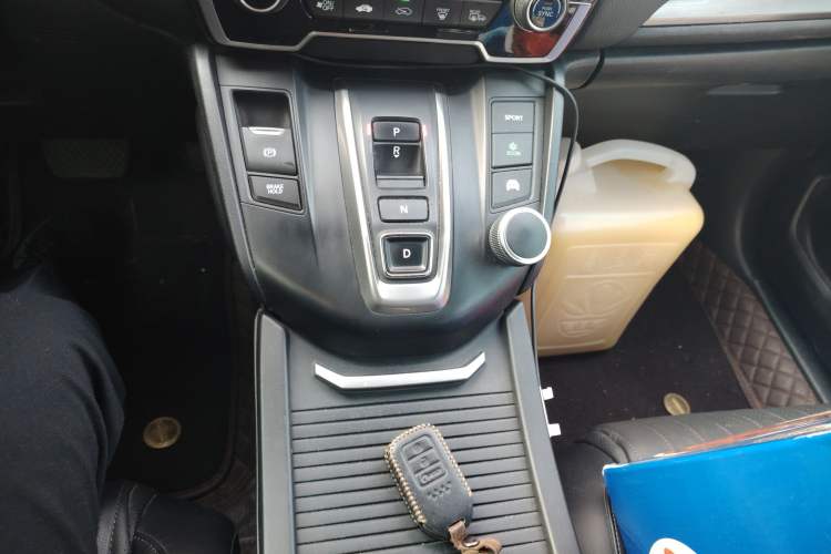 Used Honda Breeze 2020 Rui Hybrid 2.0L Two-Wheel Drive Rui Luxury Edition Gear Lever