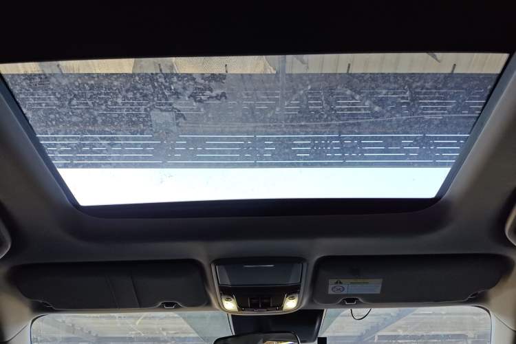 Used Honda Breeze 2020 240TURBO CVT 2WD Luxury Edition Headliner
