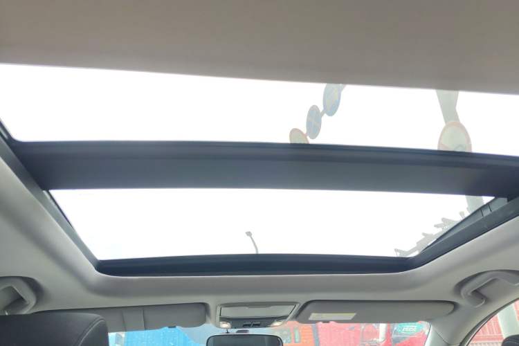 Used Honda Breeze 2020 240TURBO CVT 2WD Elite Edition Headliner