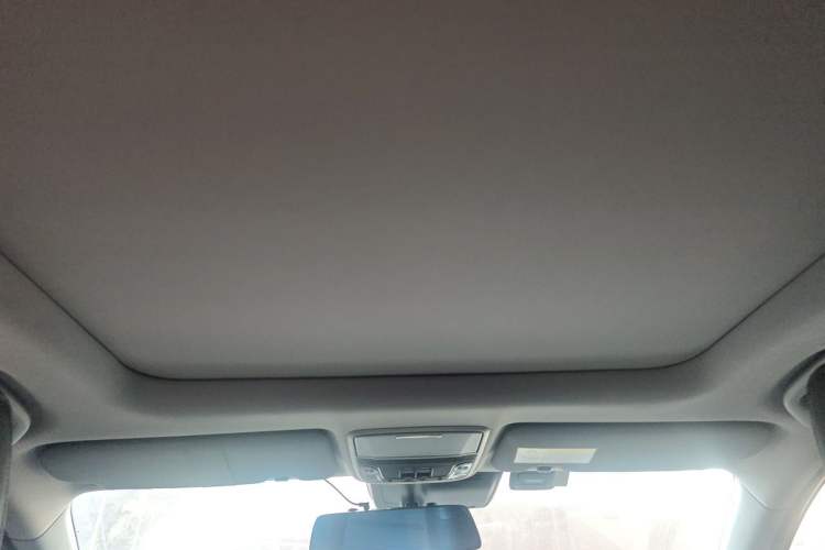 Used Honda Breeze 2020 240TURBO CVT 2WD Luxury Edition Headliner
