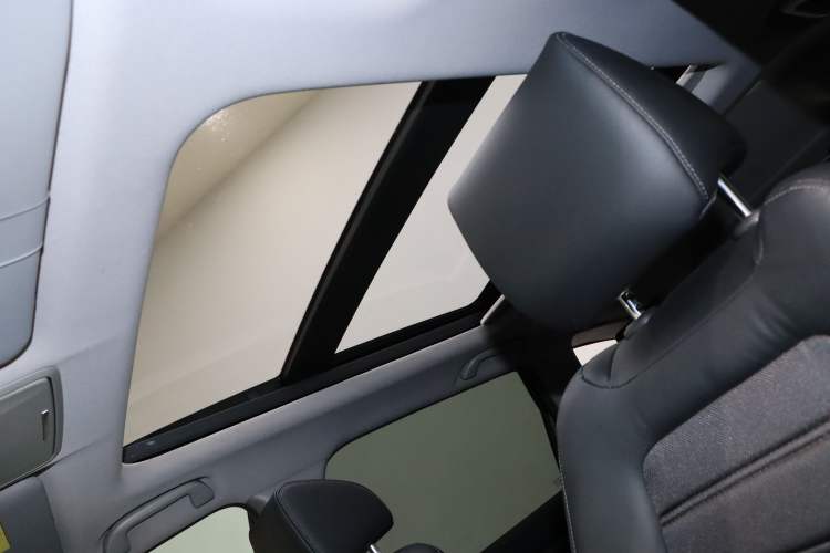 Used Honda Breeze 2020 240TURBO CVT 2WD Luxury Edition Interior 1