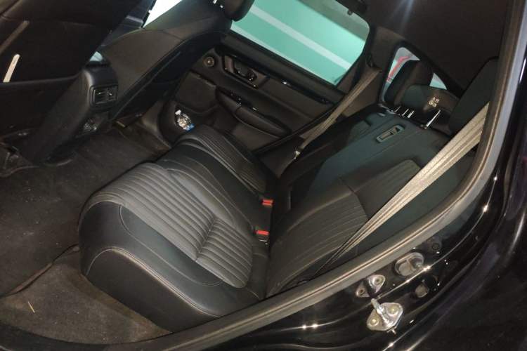 Used Honda Breeze 2020 Rui Hybrid 2.0L Two-Wheel Drive Rui Phantom Night Edition Left Rear Seat