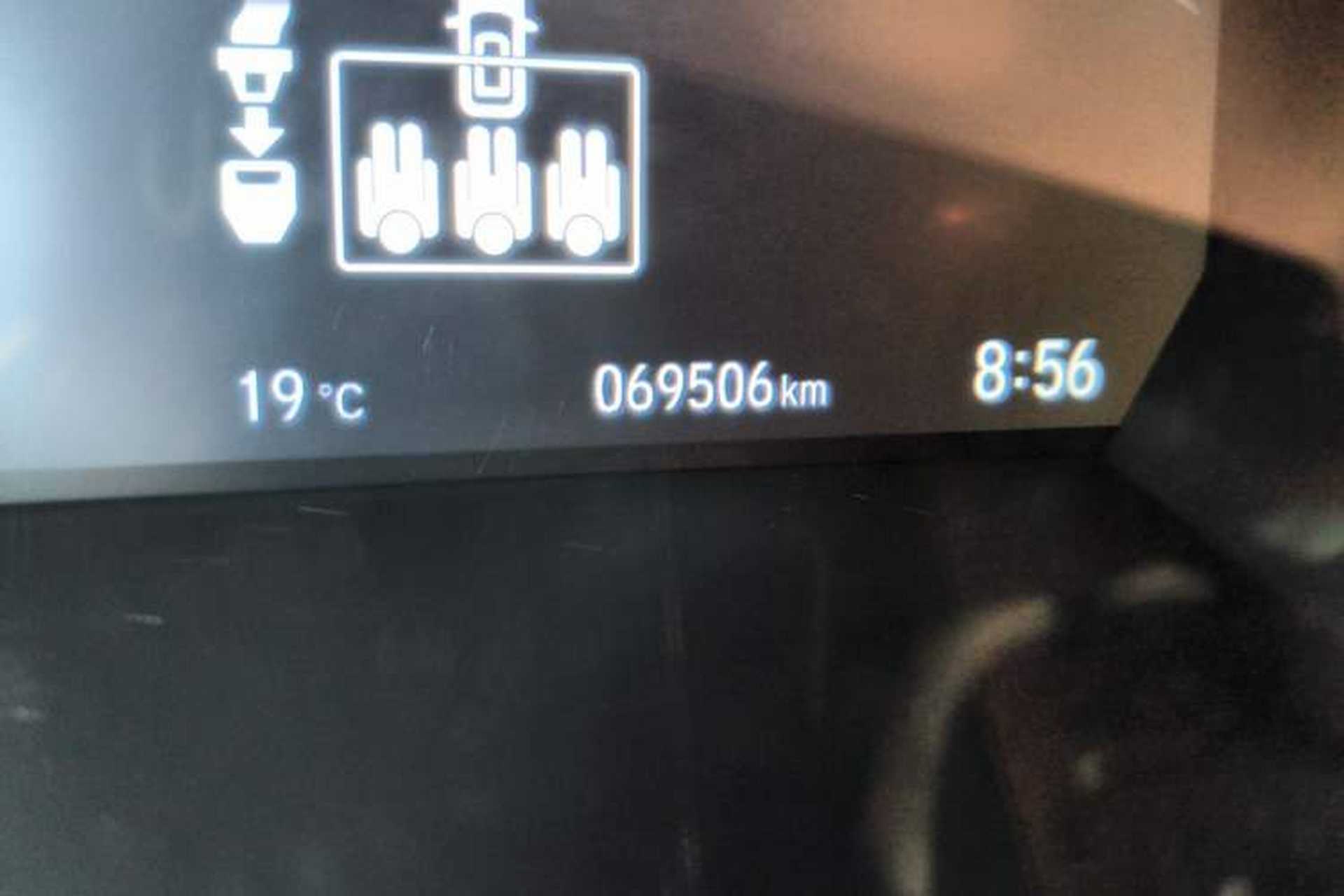 Used Honda Breeze 2020 Rui Hybrid 2.0L Two-Wheel Drive Rui Luxury Edition Odometer Close Up