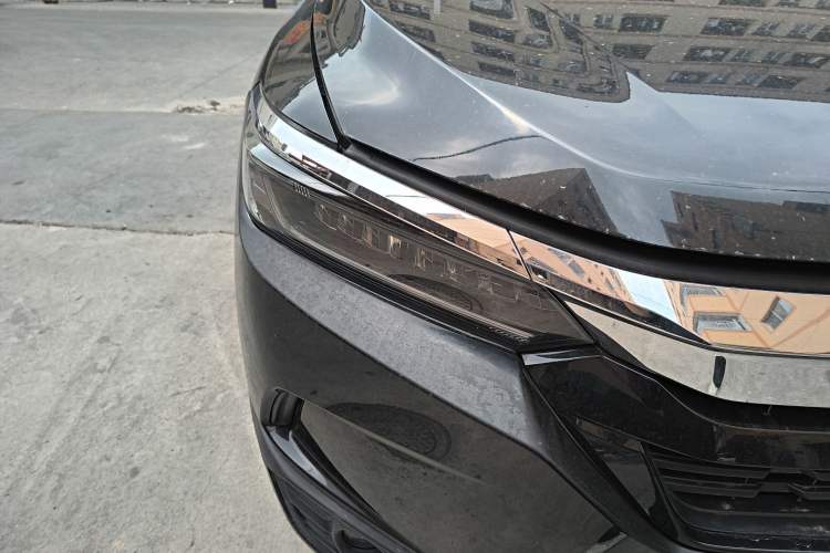 Used Honda Breeze 2020 240TURBO CVT 2WD Luxury Edition Right Front Headlight