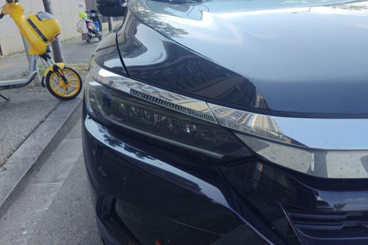 Used Honda Breeze 2020 Xing·Hybrid 2.0L Two-Wheel Drive Xing·Elite Edition Right Front Headlight