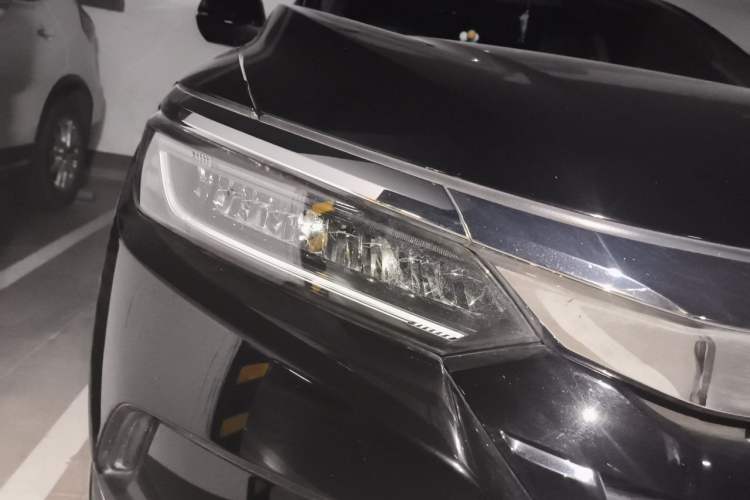 Used Honda Breeze 2020 240TURBO CVT Two-Wheel Drive Prestige Edition Right Front Headlight