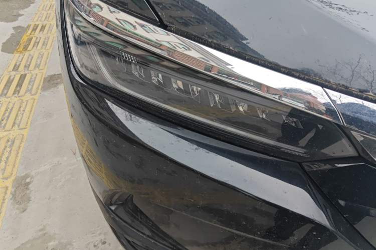 Used Honda Breeze 2020 Xing·Hybrid 2.0L Two-Wheel Drive Xing·Elite Edition Right Front Headlight