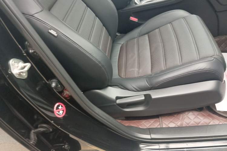 Used Honda Breeze 2020 240TURBO CVT 2WD Luxury Edition Right Front Seat