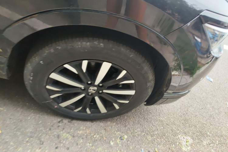 Used Honda Breeze 2020 Rui Hybrid 2.0L Two-Wheel Drive Rui Luxury Edition Right Front Wheel Hub