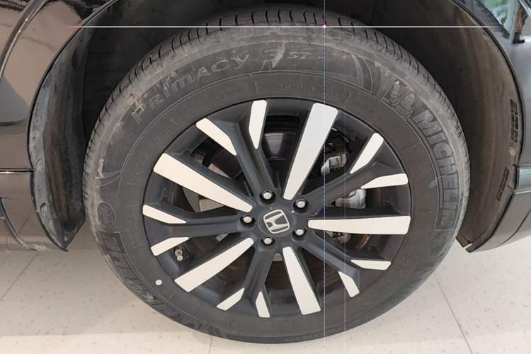 Used Honda Breeze 2020 Rui Hybrid 2.0L Two-Wheel Drive Rui Luxury Edition Right Front Wheel Hub