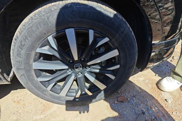 Used Honda Breeze 2020 Rui Hybrid 2.0L Two-Wheel Drive Rui Luxury Edition Right Front Wheel Hub