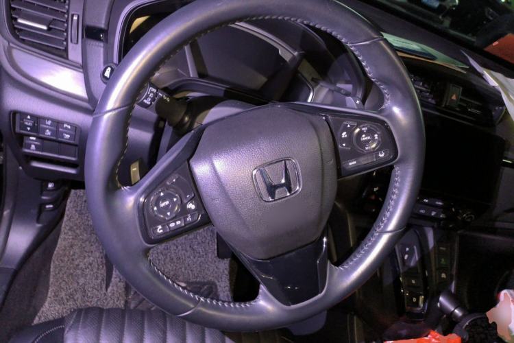 Used Honda Breeze 2020 Rui Hybrid 2.0L Two-Wheel Drive Rui Phantom Night Edition Steering Wheel
