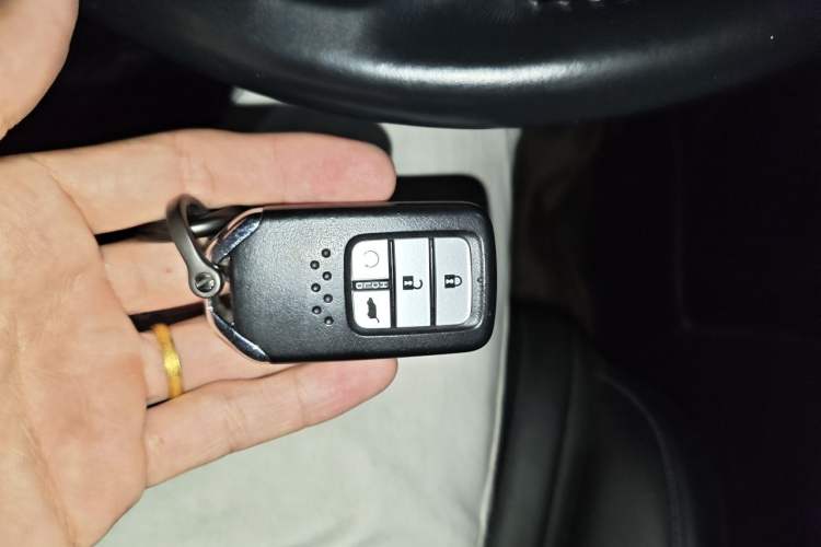 Used Honda Breeze 2020 Rui Hybrid 2.0L Two-Wheel Drive Rui Phantom Night Edition Vehicle Key