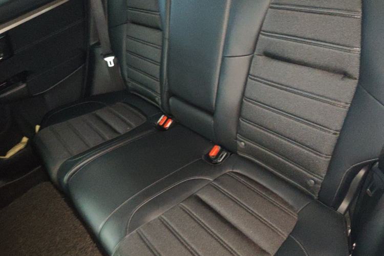 Used Honda Breeze 2020 Rui Hybrid 2.0L Two-Wheel Drive Rui Luxury Edition Left Rear Seat