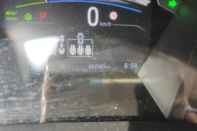 Used Honda Breeze 2020 Rui Hybrid 2.0L Two-Wheel Drive Rui Luxury Edition Odometer Close Up