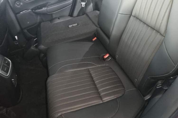 Used Honda Breeze 2020 240TURBO CVT Two-Wheel Drive Prestige Edition Left Rear Seat