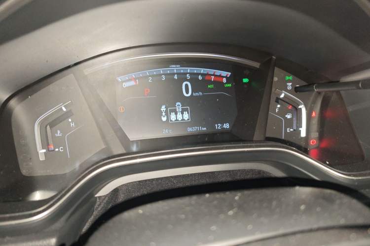 Used Honda Breeze 2020 240TURBO CVT Two-Wheel Drive Prestige Edition Odometer Close Up