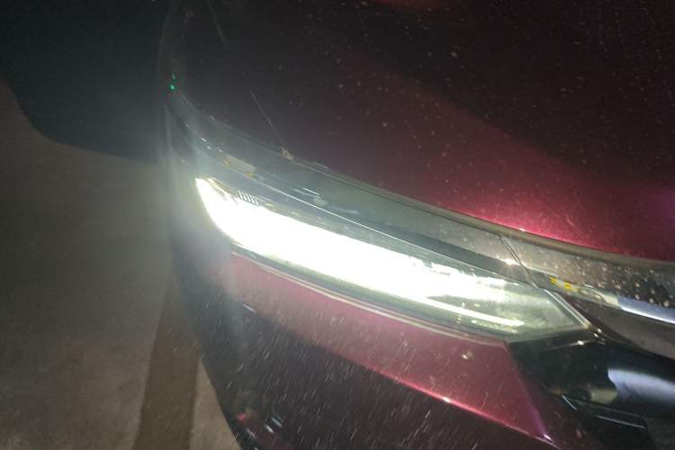 Used Honda Breeze 2020 240TURBO CVT Two-Wheel Drive Prestige Edition Right Front Headlight