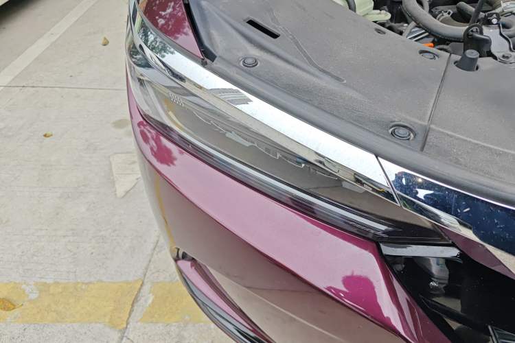 Used Honda Breeze 2020 240TURBO CVT Two-Wheel Drive Prestige Edition Right Front Headlight