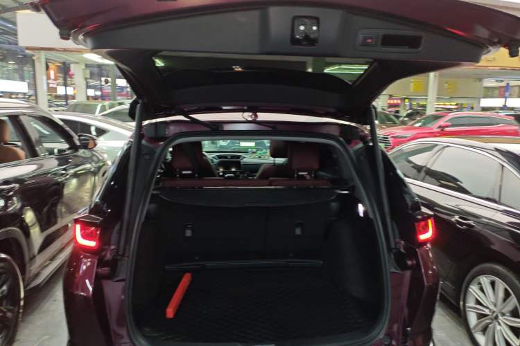 Used Honda Breeze 2020 240TURBO CVT Two-Wheel Drive Prestige Edition Trunk