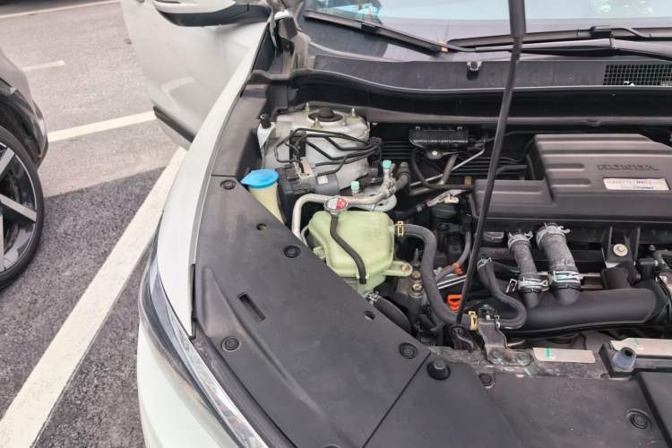 Used Honda Breeze 2020 240TURBO CVT Two-Wheel Drive Prestige Edition Engine Bay Right