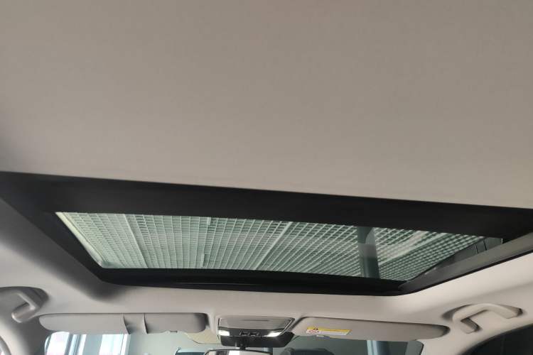 Used Honda Breeze 2020 Rui Hybrid 2.0L Two-Wheel Drive Rui Luxury Edition Headliner