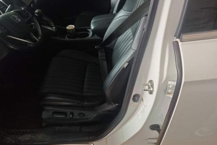 Used Honda Breeze 2020 240TURBO CVT Two-Wheel Drive Prestige Edition Left Front Seat