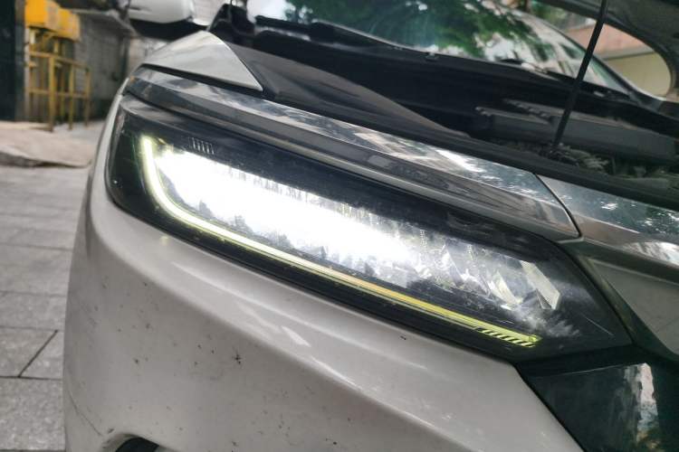 Used Honda Breeze 2020 240TURBO CVT 2WD Luxury Edition Right Front Headlight