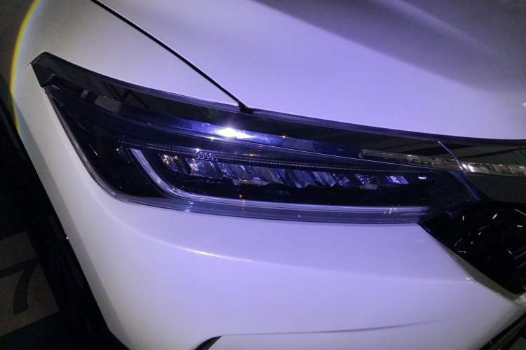 Used Honda Breeze 2020 240TURBO CVT Two-Wheel Drive Prestige Edition Right Front Headlight