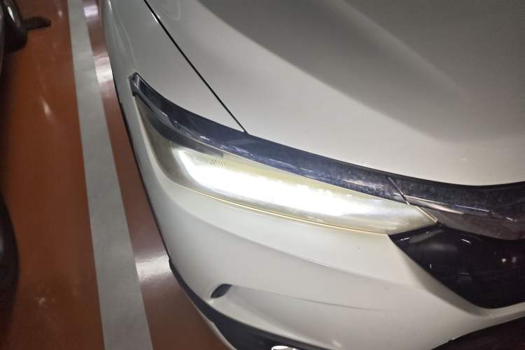Used Honda Breeze 2020 240TURBO CVT 2WD Luxury Edition Right Front Headlight