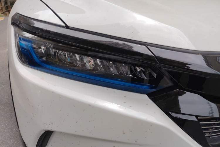 Used Honda Breeze 2020 240TURBO CVT Two-Wheel Drive Prestige Edition Right Front Headlight