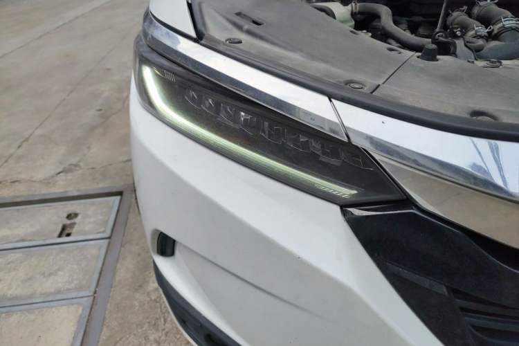 Used Honda Breeze 2020 240TURBO CVT 2WD Luxury Edition Right Front Headlight