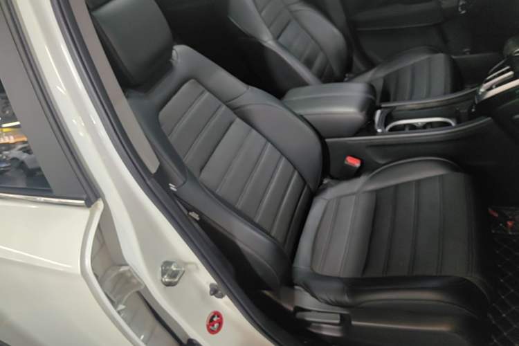 Used Honda Breeze 2020 240TURBO CVT 2WD Luxury Edition Right Front Seat