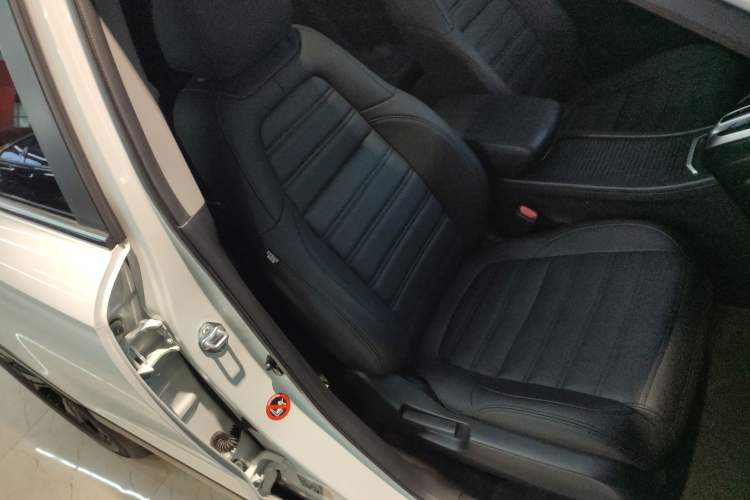 Used Honda Breeze 2020 240TURBO CVT 2WD Elite Edition Right Front Seat