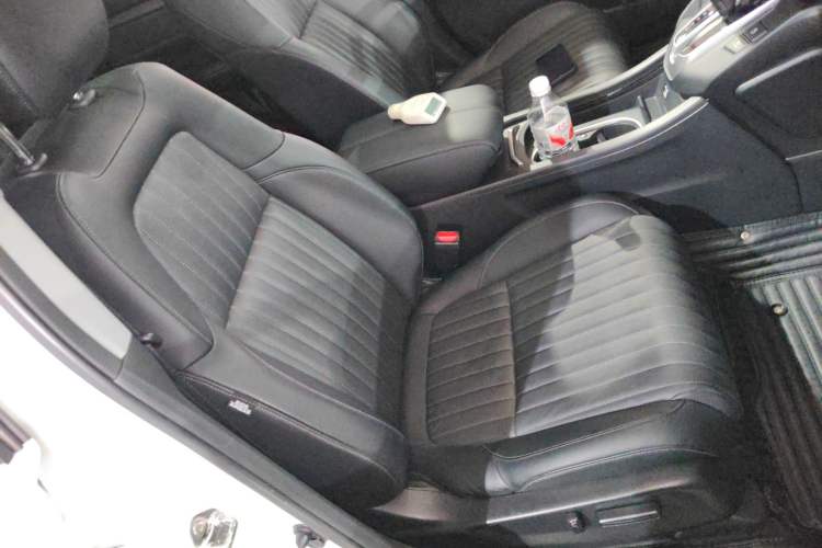 Used Honda Breeze 2020 240TURBO CVT Two-Wheel Drive Prestige Edition Right Front Seat