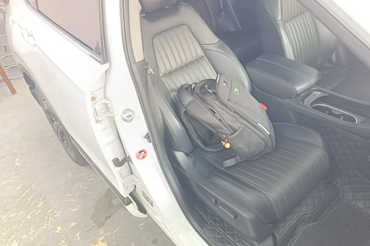 Used Honda Breeze 2020 240TURBO CVT Two-Wheel Drive Prestige Edition Right Front Seat