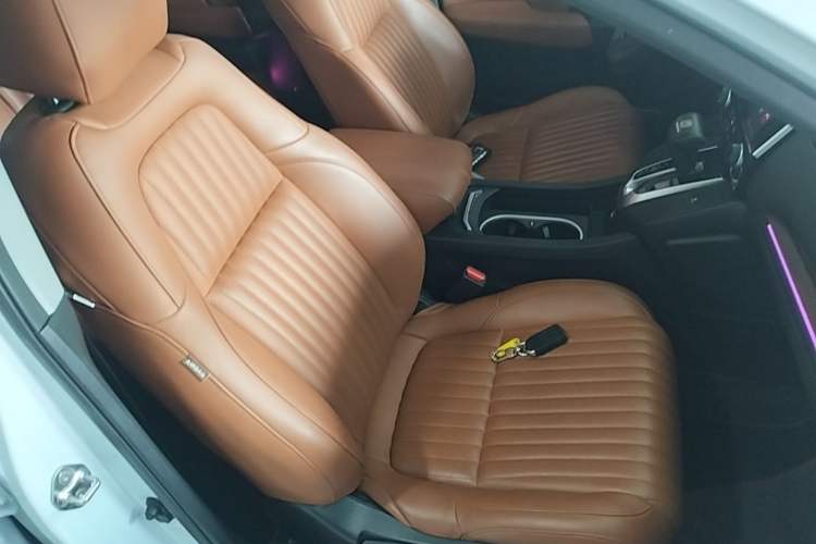 Used Honda Breeze 2020 240TURBO CVT 2WD Elite Edition Right Front Seat