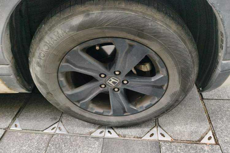 Used Honda Breeze 2020 240TURBO CVT 2WD Luxury Edition Right Front Wheel Hub
