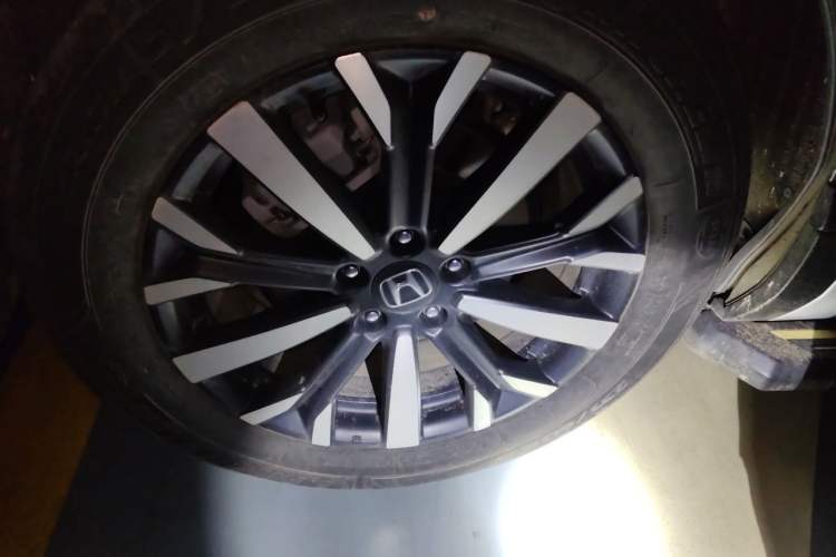 Used Honda Breeze 2020 Rui Hybrid 2.0L Two-Wheel Drive Rui Luxury Edition Right Front Wheel Hub