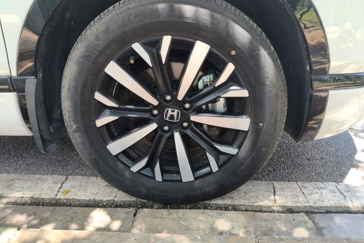 Used Honda Breeze 2020 Rui Hybrid 2.0L Two-Wheel Drive Rui Luxury Edition Right Front Wheel Hub