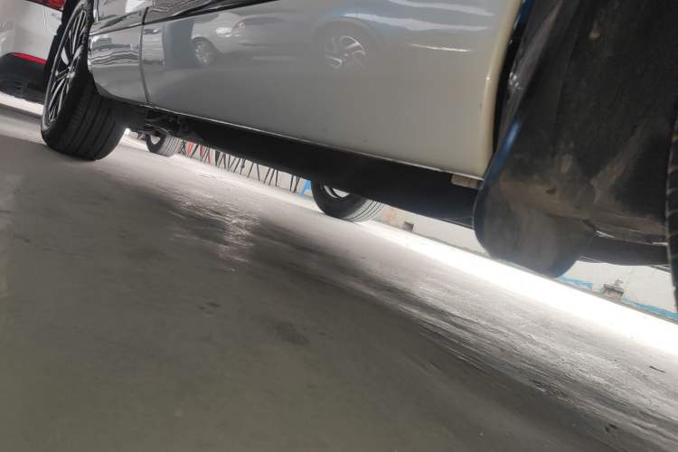 Used Honda Breeze 2020 Rui Hybrid 2.0L Two-Wheel Drive Rui Luxury Edition Right Side Sill