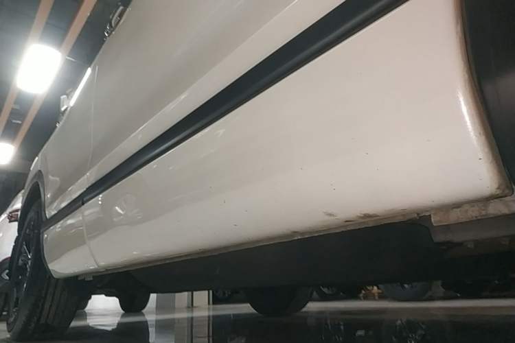Used Honda Breeze 2020 240TURBO CVT 2WD Elite Edition Right Side Sill