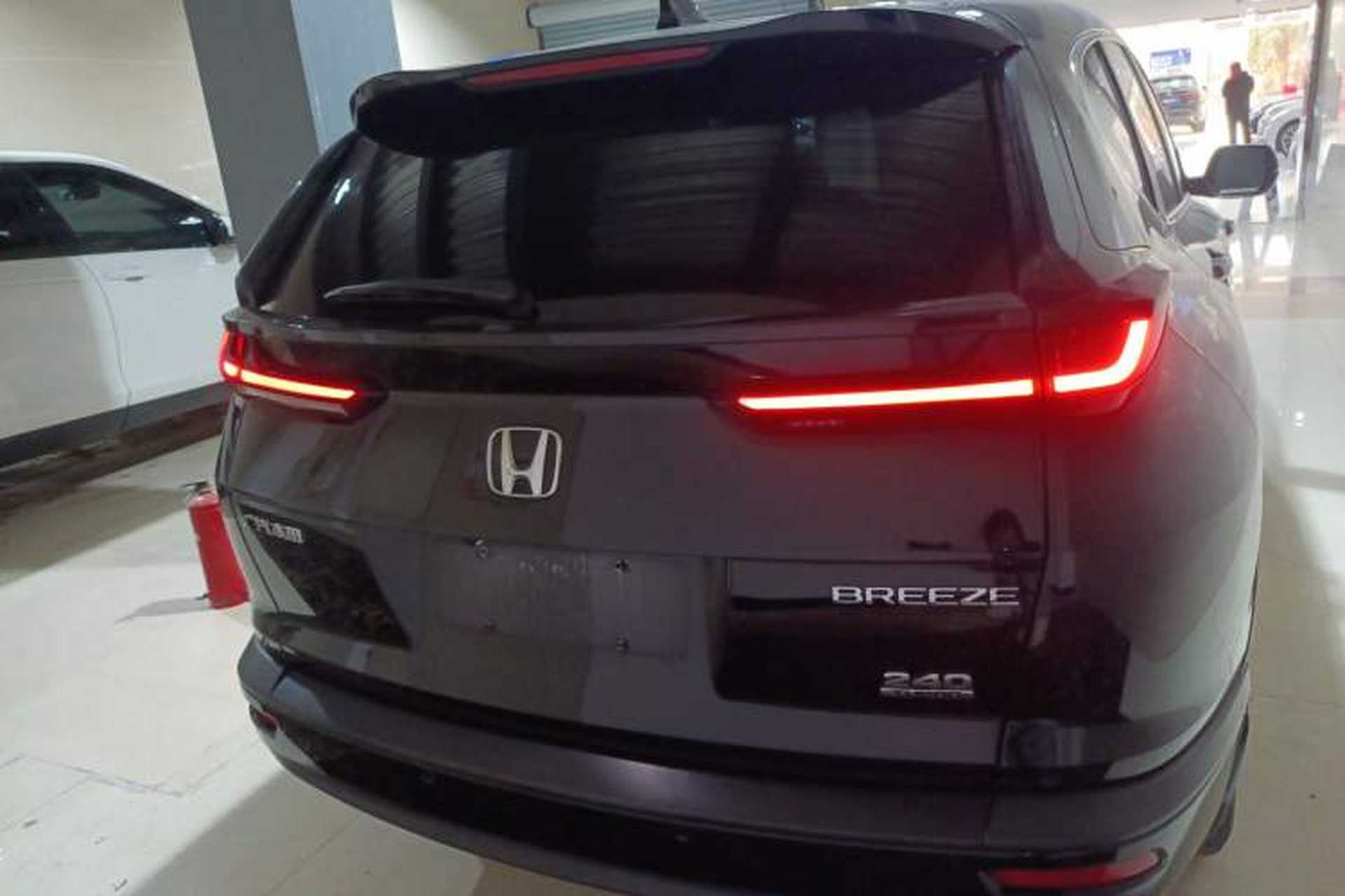 Used Honda Breeze 2021 240TURBO CVT 2WD Luxury Edition Exterior 4