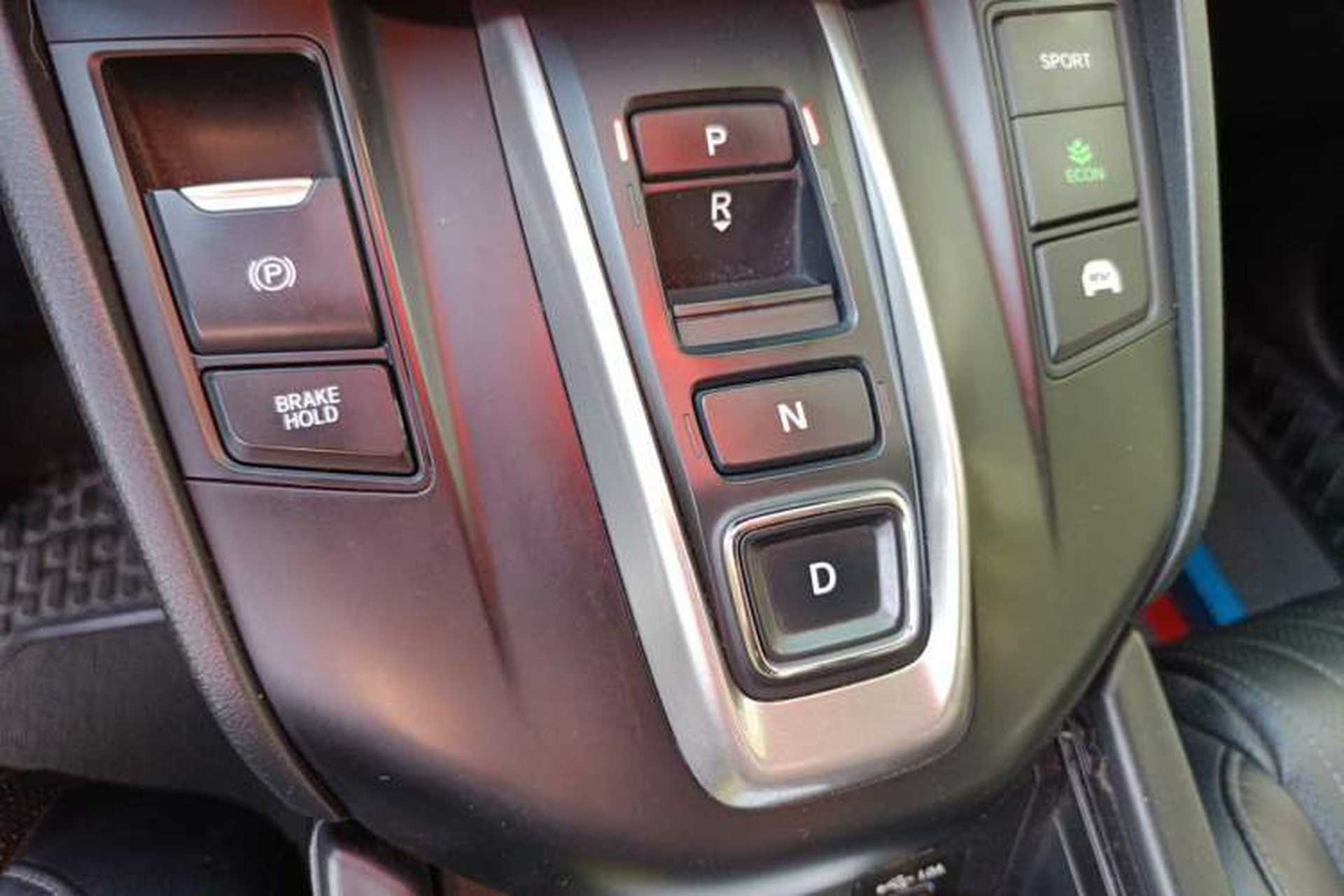 Used Honda Breeze 2021 Rui Hybrid 2.0L 2WD Rui Luxury Edition Gear Lever
