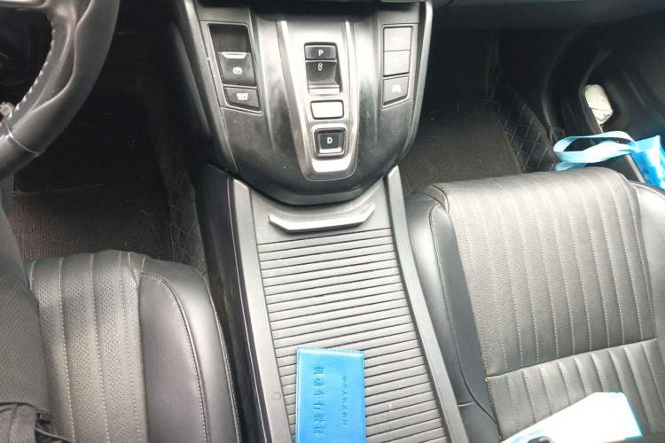Used Honda Breeze 2021 Rui Hybrid 2.0L 2WD Rui Luxury Edition Gear Lever