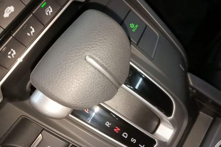 Used Honda Breeze 2021 240TURBO CVT Front-Wheel Drive Elite Edition Gear Lever